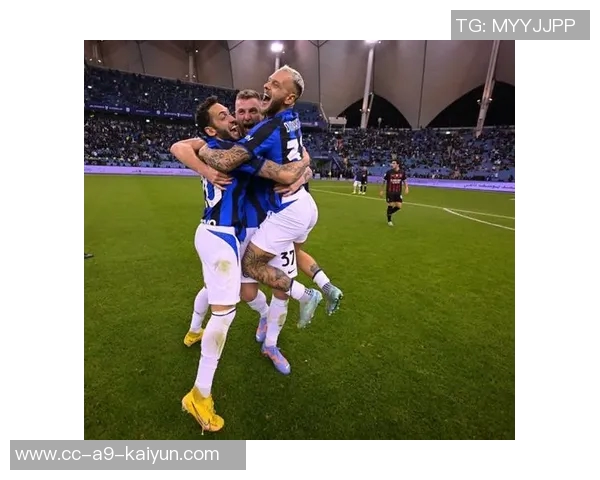 阿坎吉自信数学能力希望在国米赢得更多荣誉与奖杯 阿坎吉自信数学能力希望在国米赢得更多荣誉与奖杯