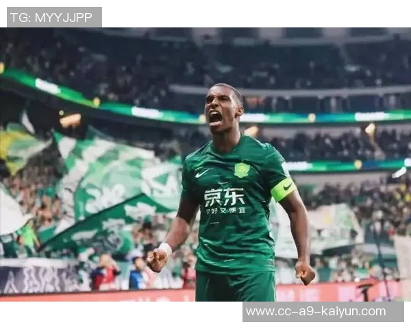 张晓彬呼吁国安球迷与球员相互理解共度换帅挑战时刻 张晓彬呼吁国安球迷与球员相互理解共度换帅挑战时刻